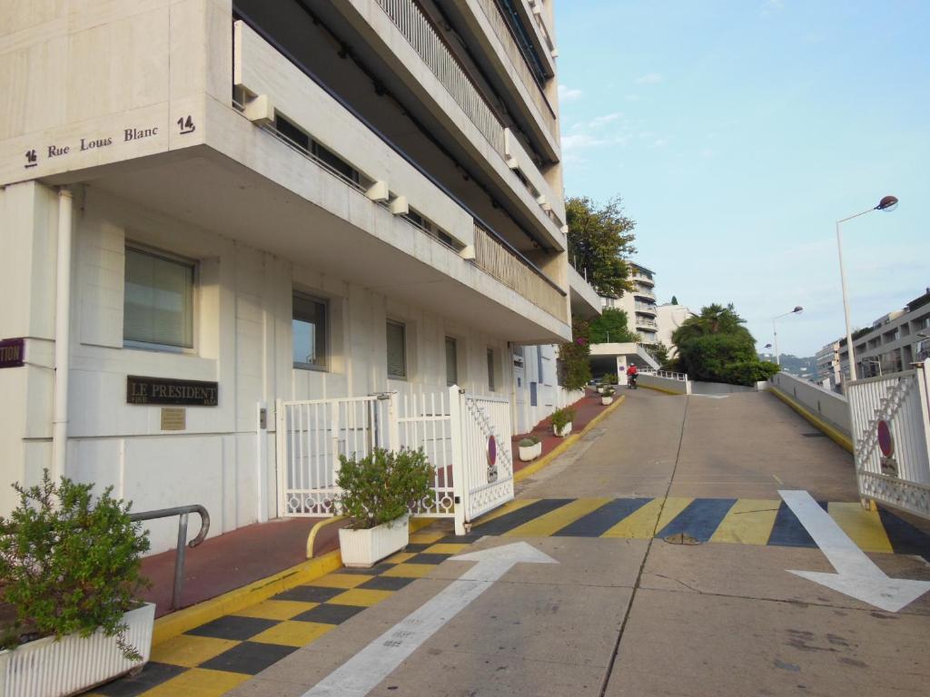 2, 3 And 4 Bedroom Sea View Forville Apartments 5 Mins From The Palais Cannes Ruang foto