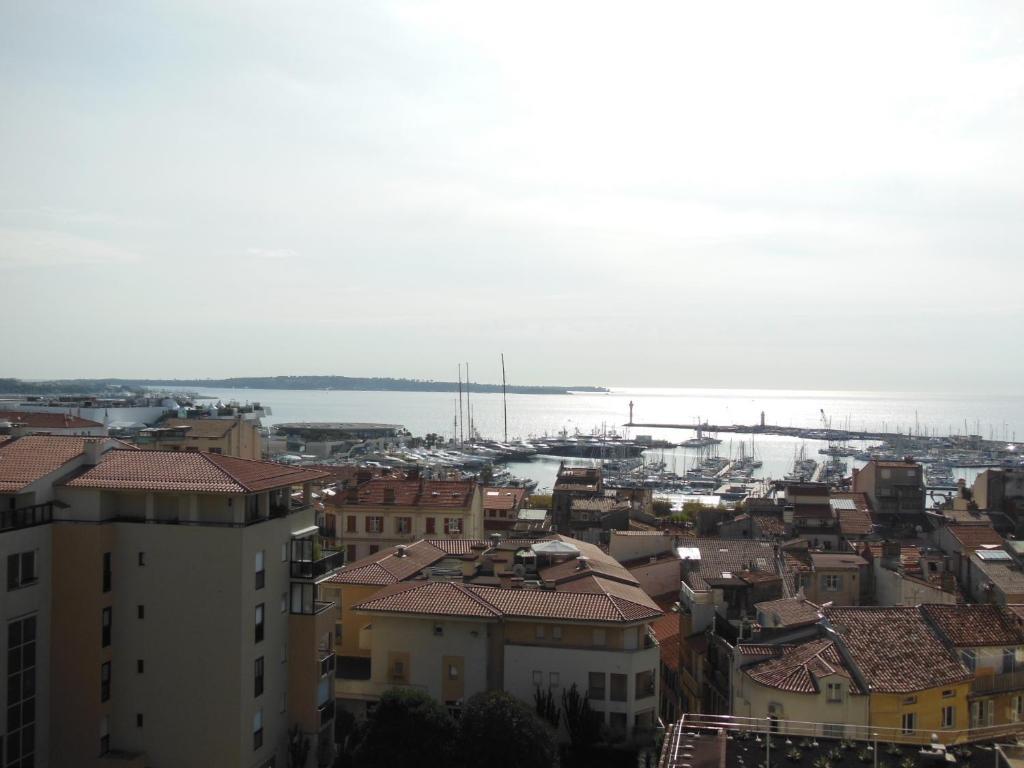 2, 3 And 4 Bedroom Sea View Forville Apartments 5 Mins From The Palais Cannes Ruang foto