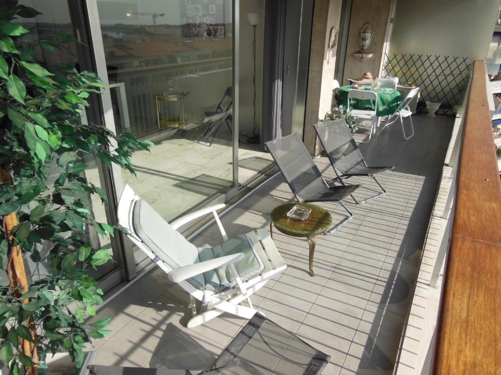 2, 3 And 4 Bedroom Sea View Forville Apartments 5 Mins From The Palais Cannes Ruang foto